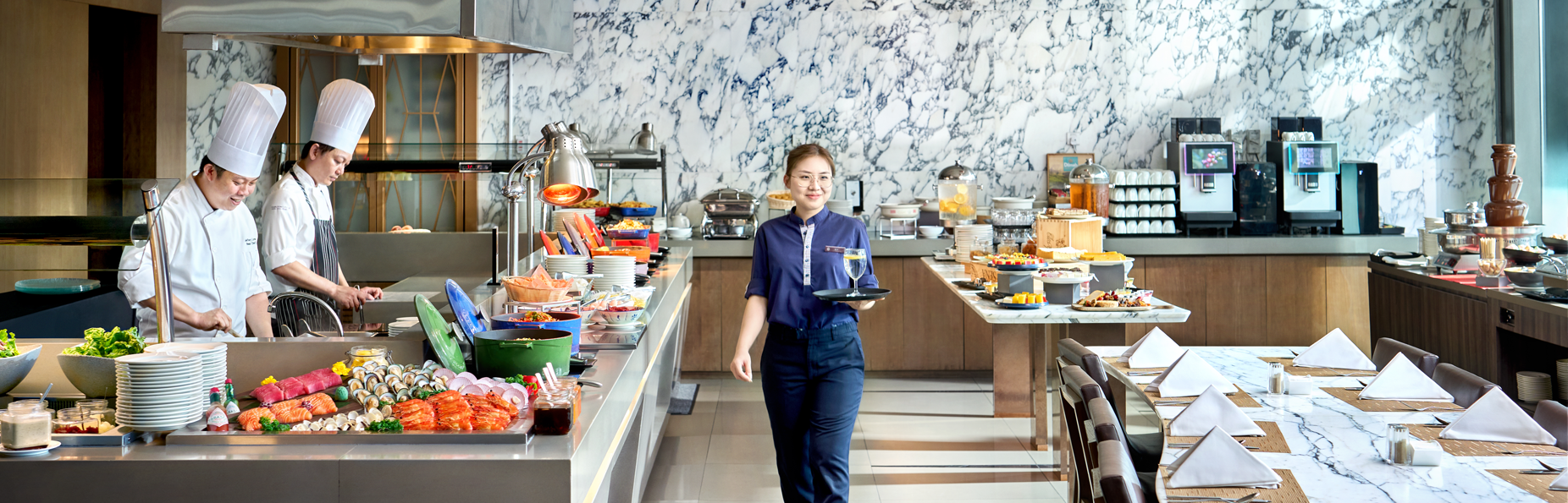 Plate Carlton City Hotel